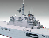 1/700 JMSDF DEFENSE SHIP LST-4002 SHIMOKITA W/VEHICLES